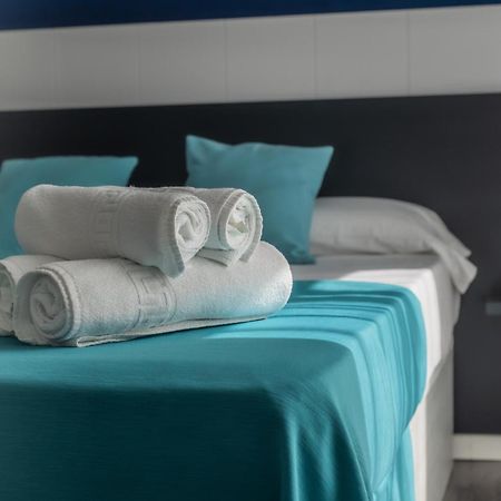 Sunsands Studio Con Balcones 2ºa Playa76 Carihuela Torremolinos Kültér fotó
